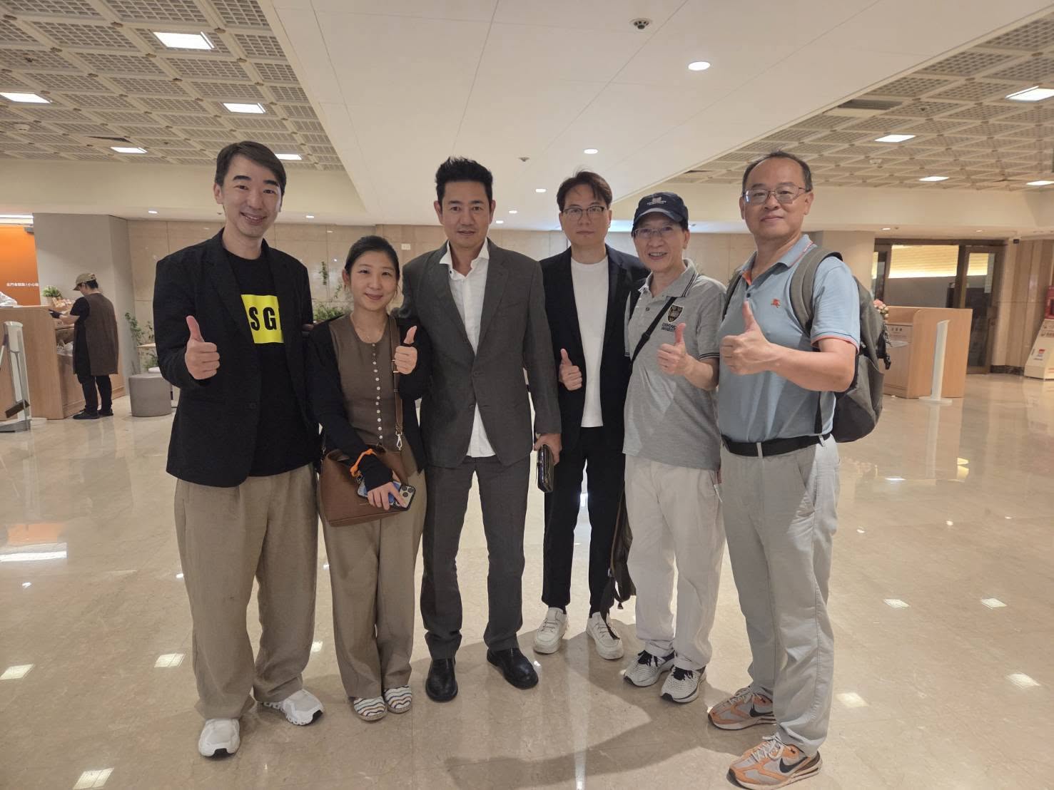 鉅霖顧問一對一升學規劃