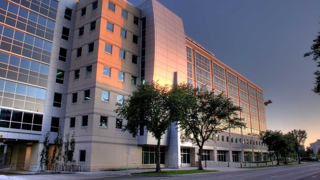 University of Alberta 阿爾伯塔大學 Faculty of Medicine and Dentistry