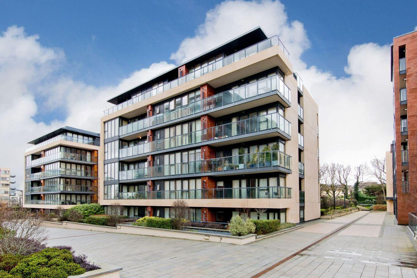 UCD 都柏林大學學生校外合租 Shared Apartment