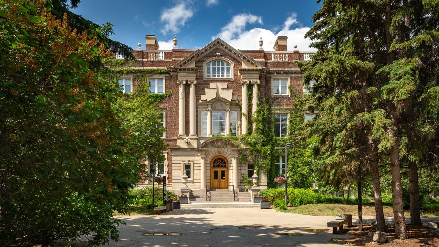 University of Alberta 亞伯達大學